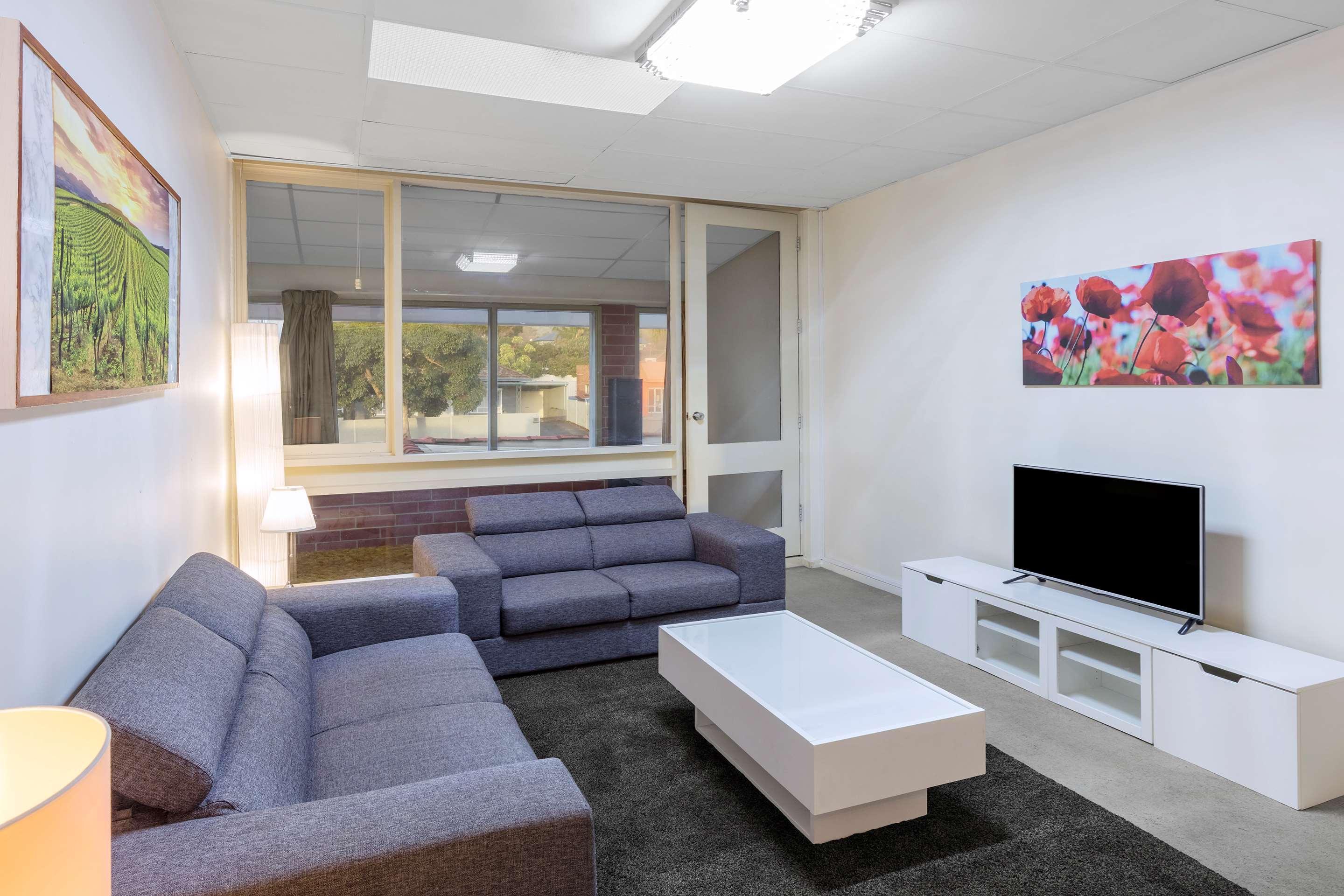 Best Western Plus Service Inn & Suites Lethbridge Buitenkant foto